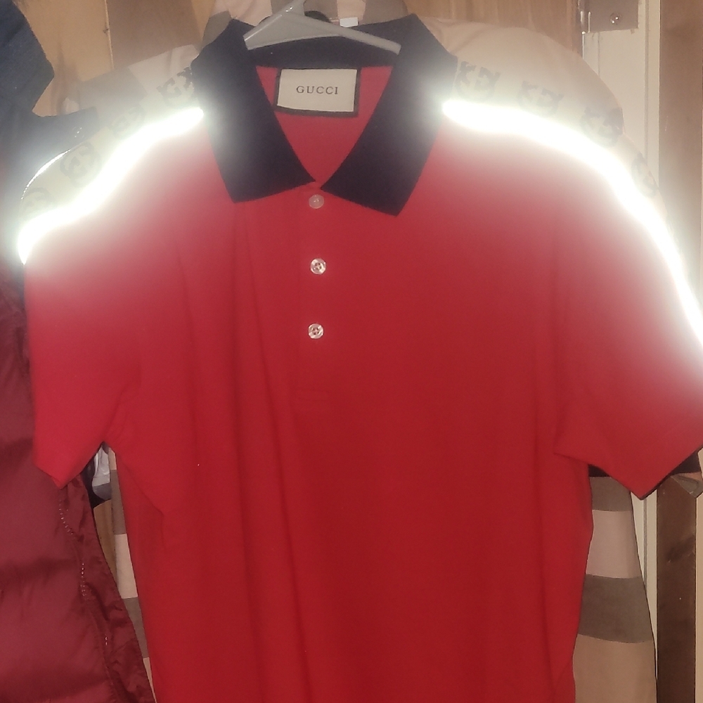 Gucci Red Polo with Black Contrast Collar - Picture 2 of 5